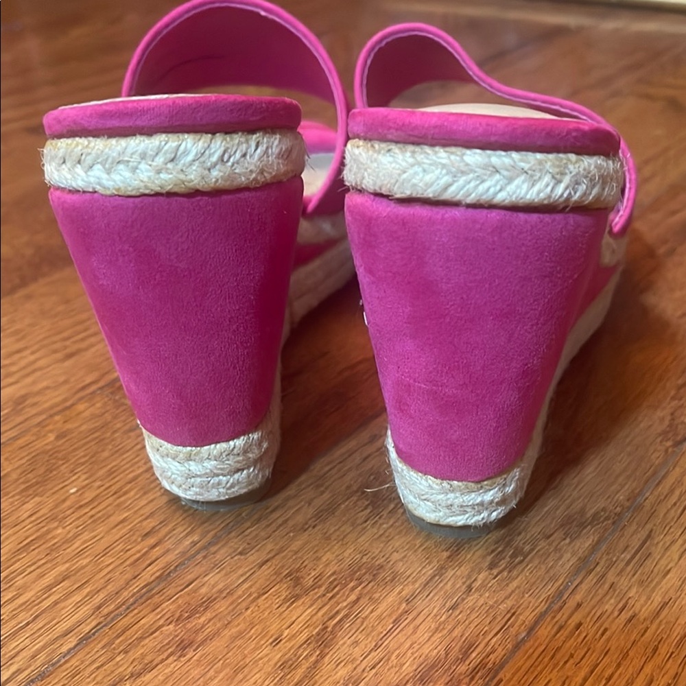 Shoe Dazzle Hot Pink Wedge Slide Sandals - Picture 4 of 8